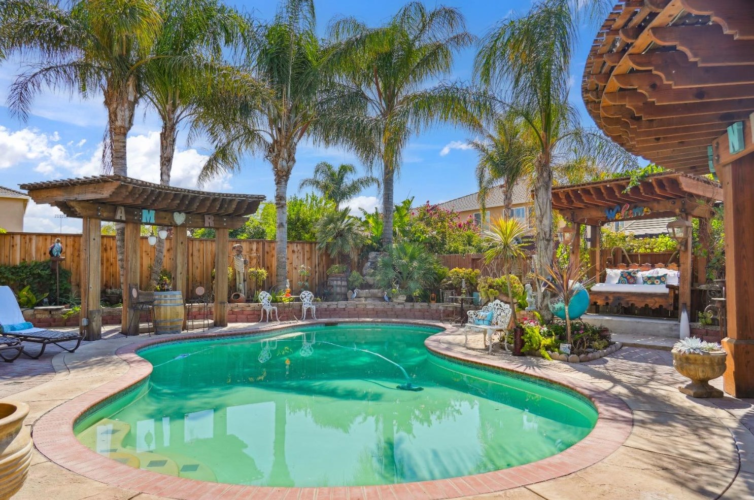 2263 Cantania Ct, Los Banos, CA 93635