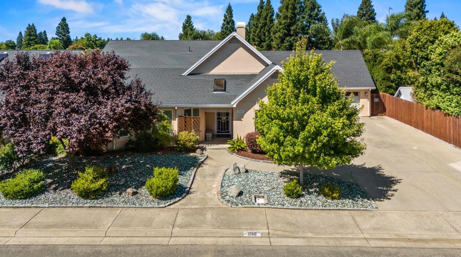 1760 Stabler Ln, Yuba City, CA 95993