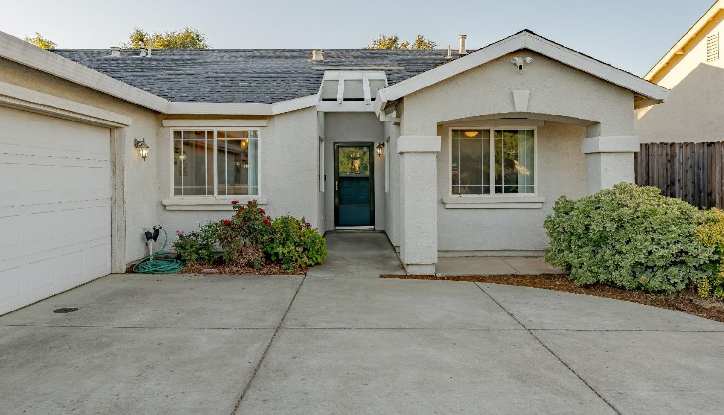 708 Mcdevitt Dr, Wheatland, CA 95692