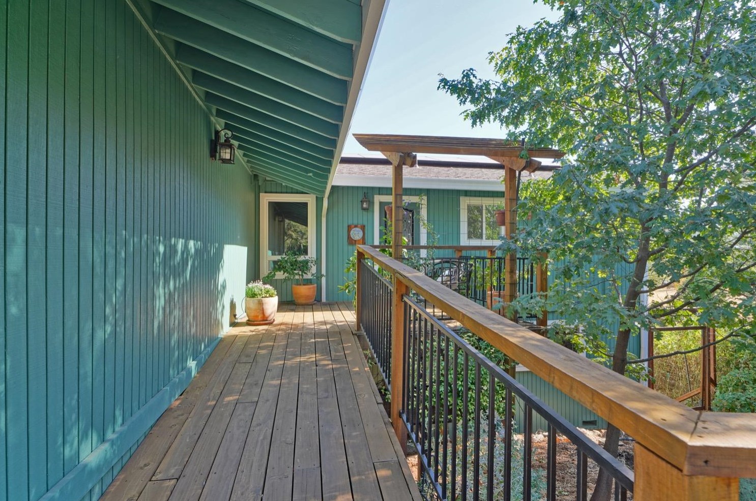 2599 Northridge Dr, Swansboro Country, CA 95667-3411