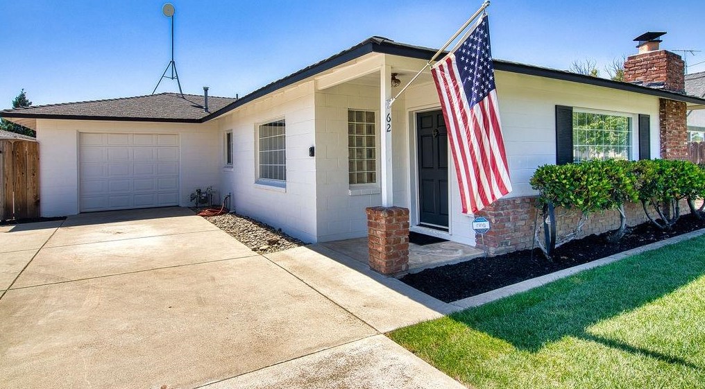 62 N Oak Ave, Valley Home, CA 95361