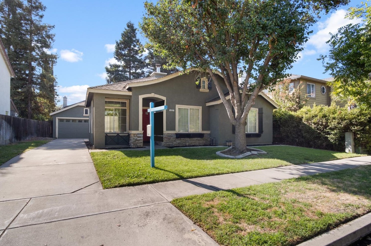 482 Springer Dr, Turlock, CA 95382-7294