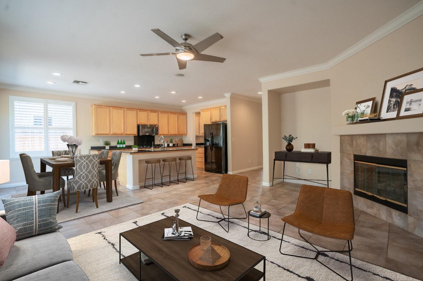 9267 Lamprey Dr, Elk Grove, CA 95624