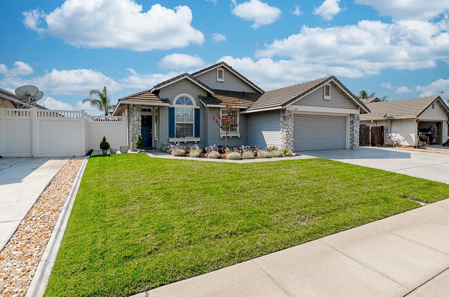 628 Mission Ridge Dr, Manteca, CA 95337-6887