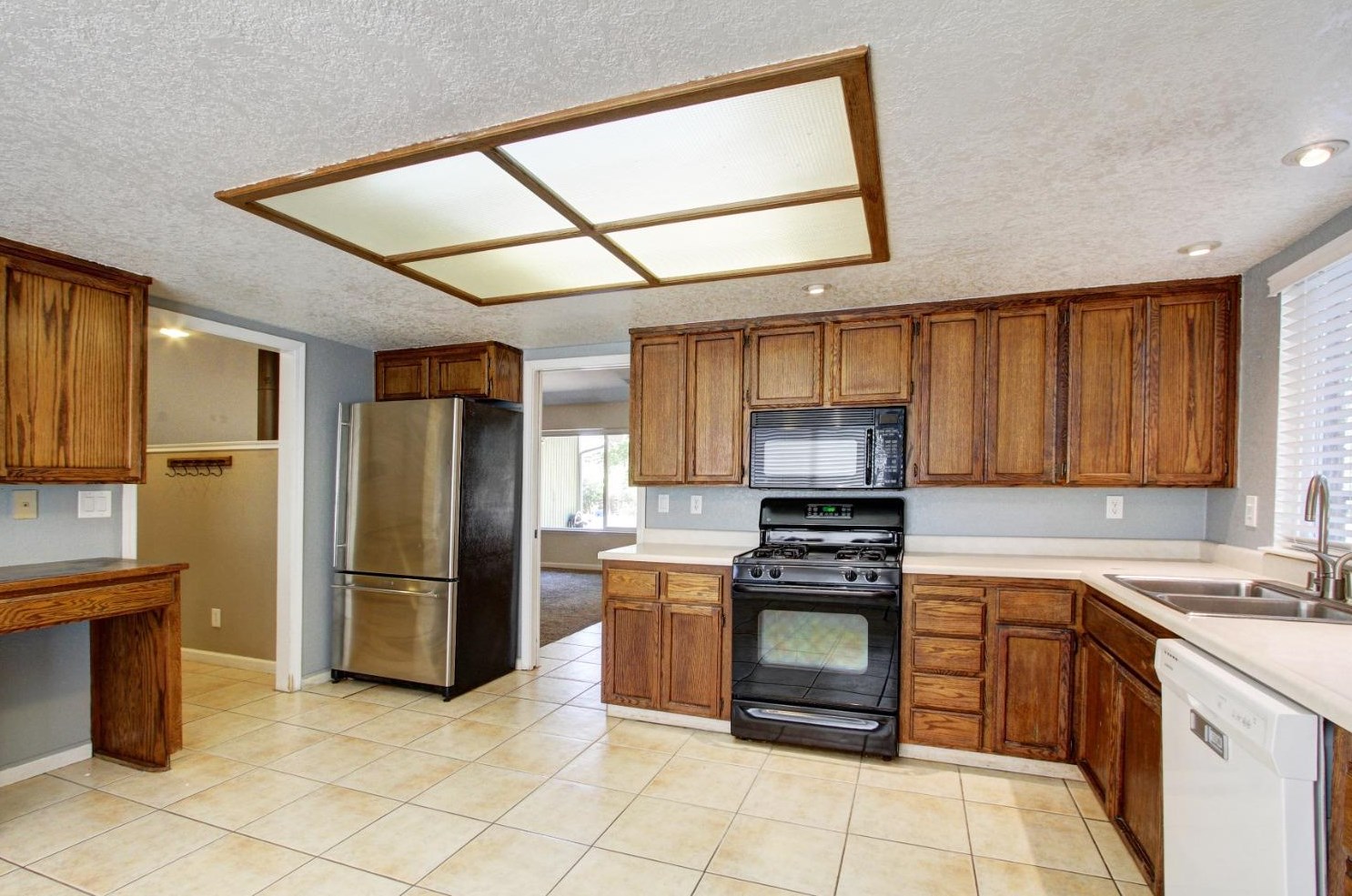 11344 Torrey Pines Dr, Auburn, CA 95602-8005