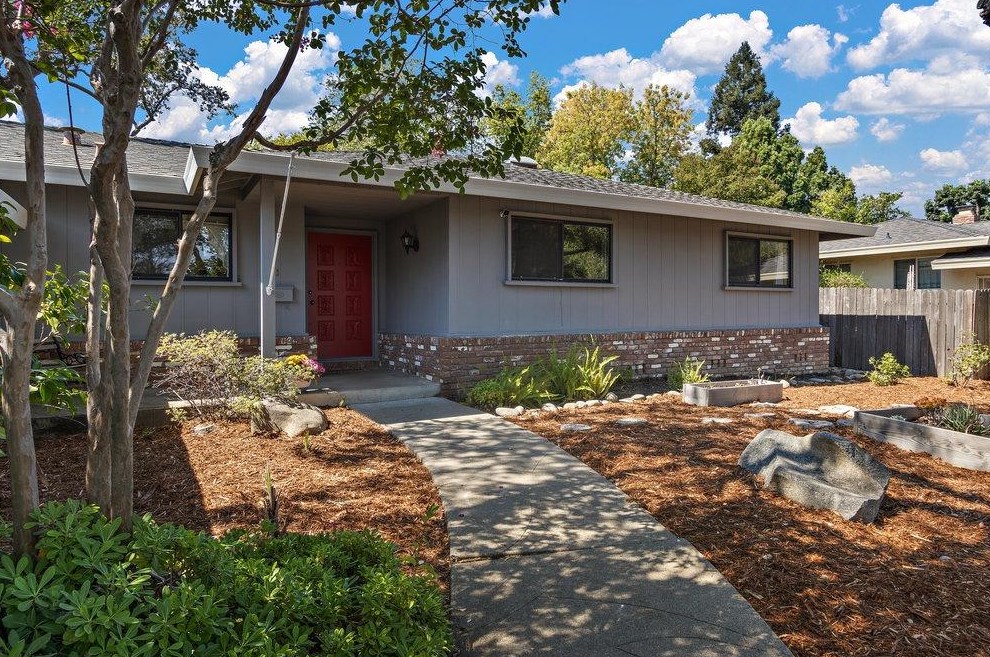4221 Stollwood Dr, Carmichael, CA 95608-2049