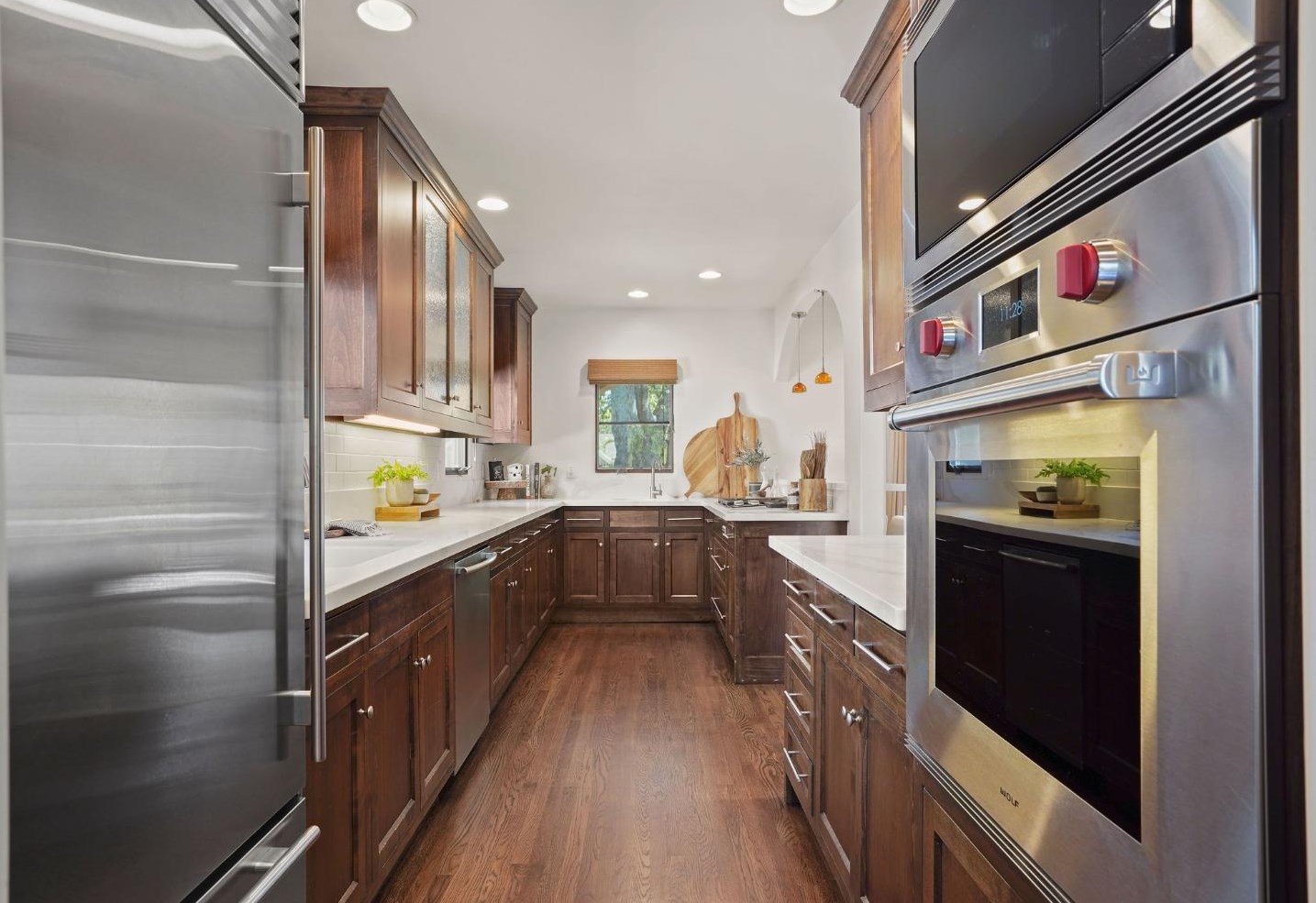 700 34th St, Sacramento CA  95816-3822 exterior