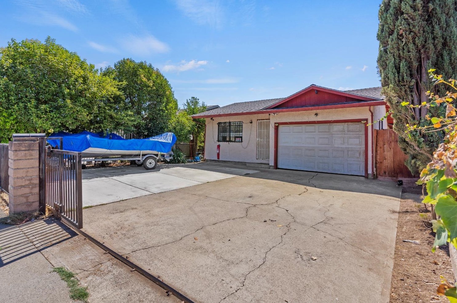 7920 36th Ave, Sacramento, CA 95824-3309