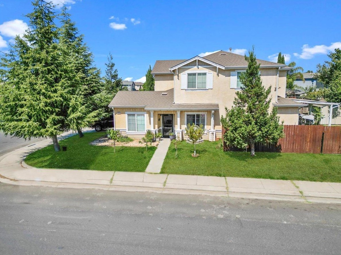 1909 St Sebastian Way, Modesto, CA 95358