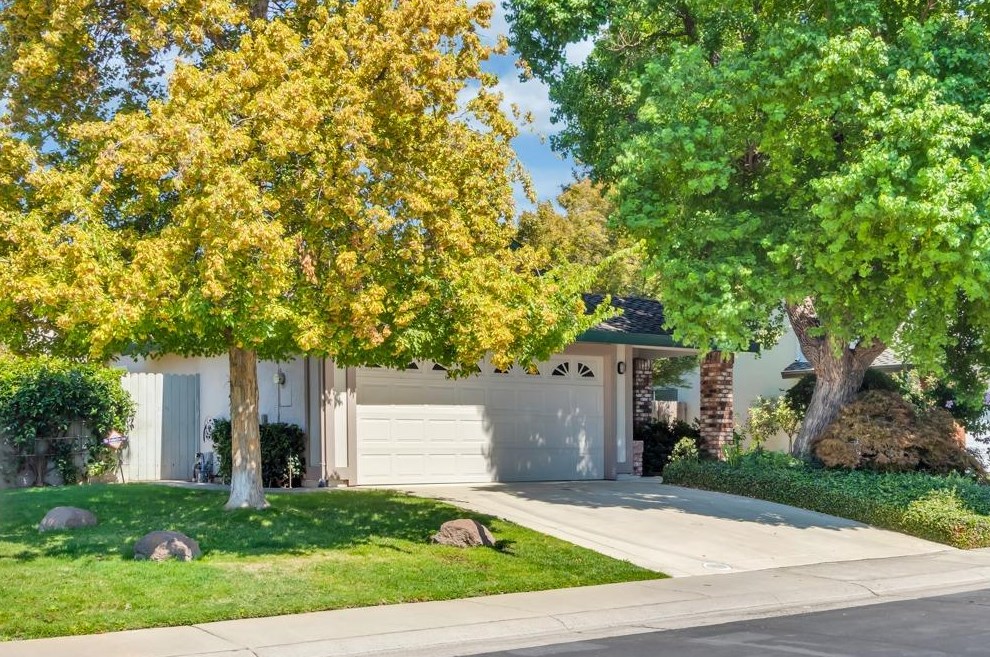 7205 Kilconnell Dr, Elk Grove, CA 95758