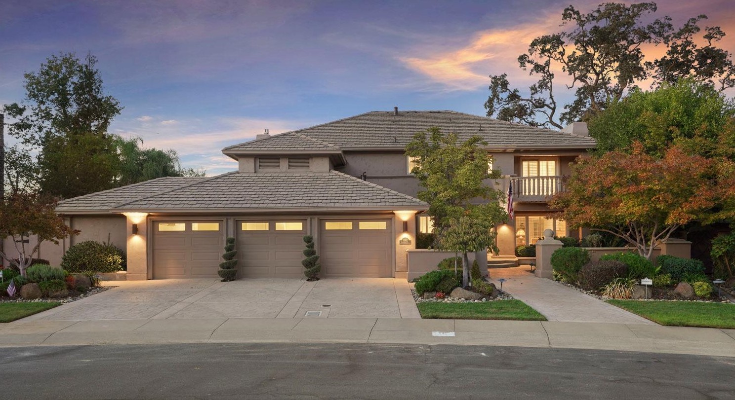 1352 Rivergate Dr, Lodi, CA 95240-0548