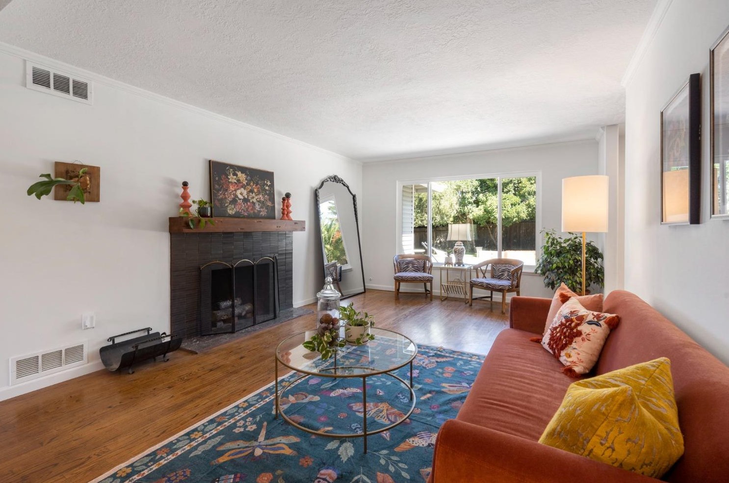 5327 De John Ave, Carmichael, CA 95608