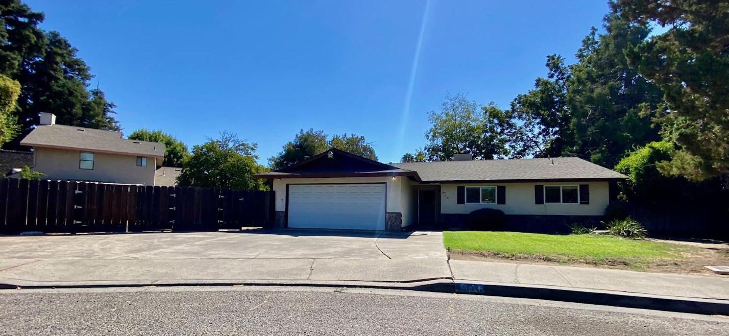 406 Troy Ct, Turlock, CA 95382