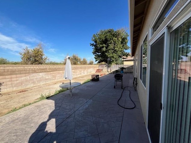 643 Orestimba Peak Dr, Newman CA  95360-9515 exterior