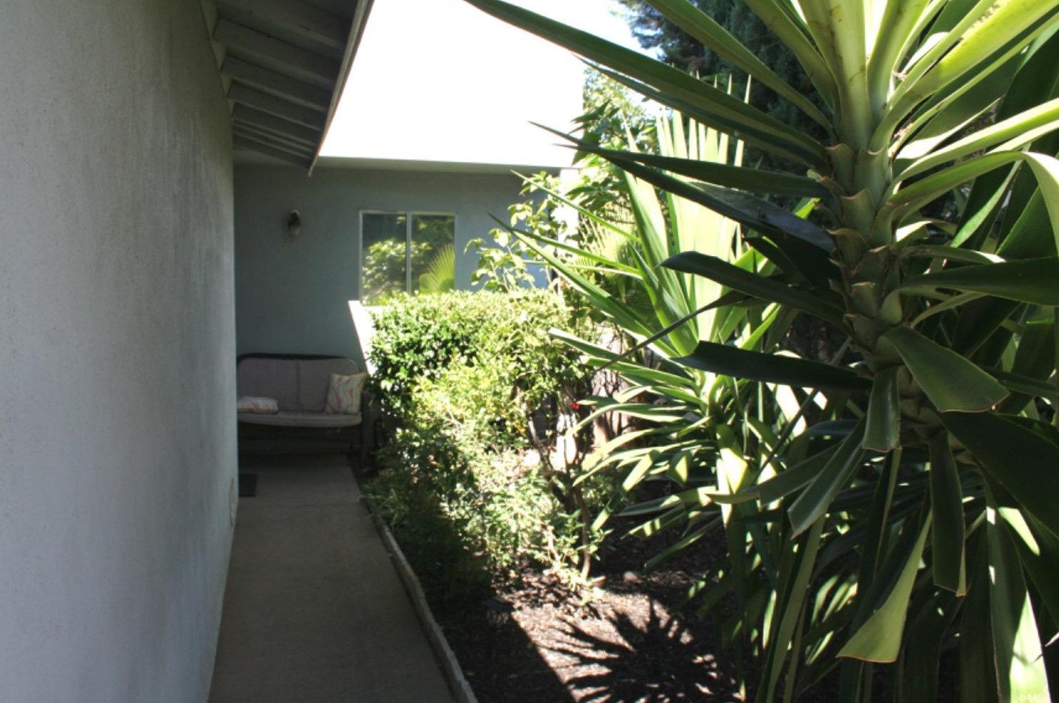 10315 Mills Station Rd, Rancho Cordova, CA 95670