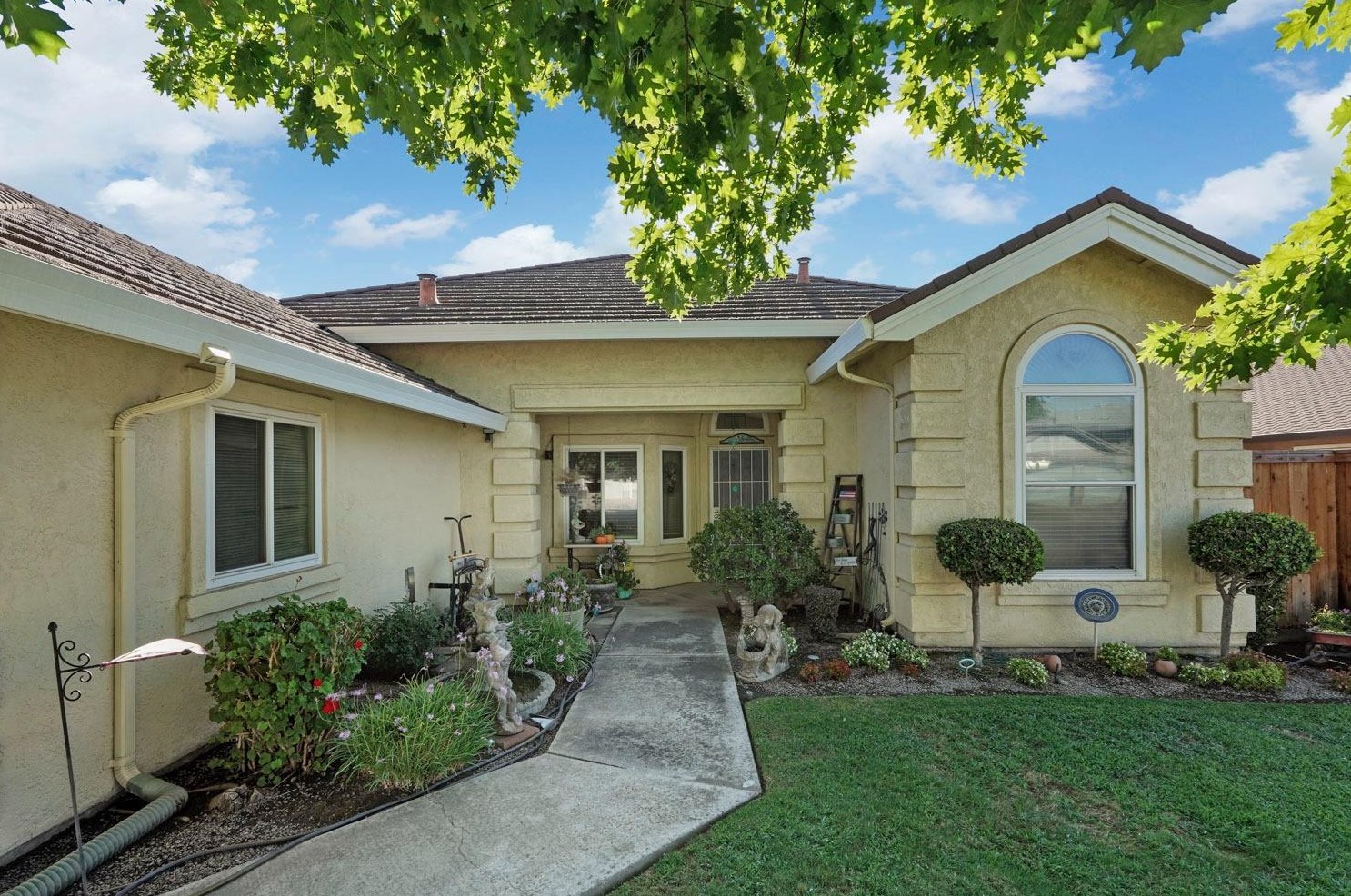 18632 Ironstone St, Woodbridge, CA 95258