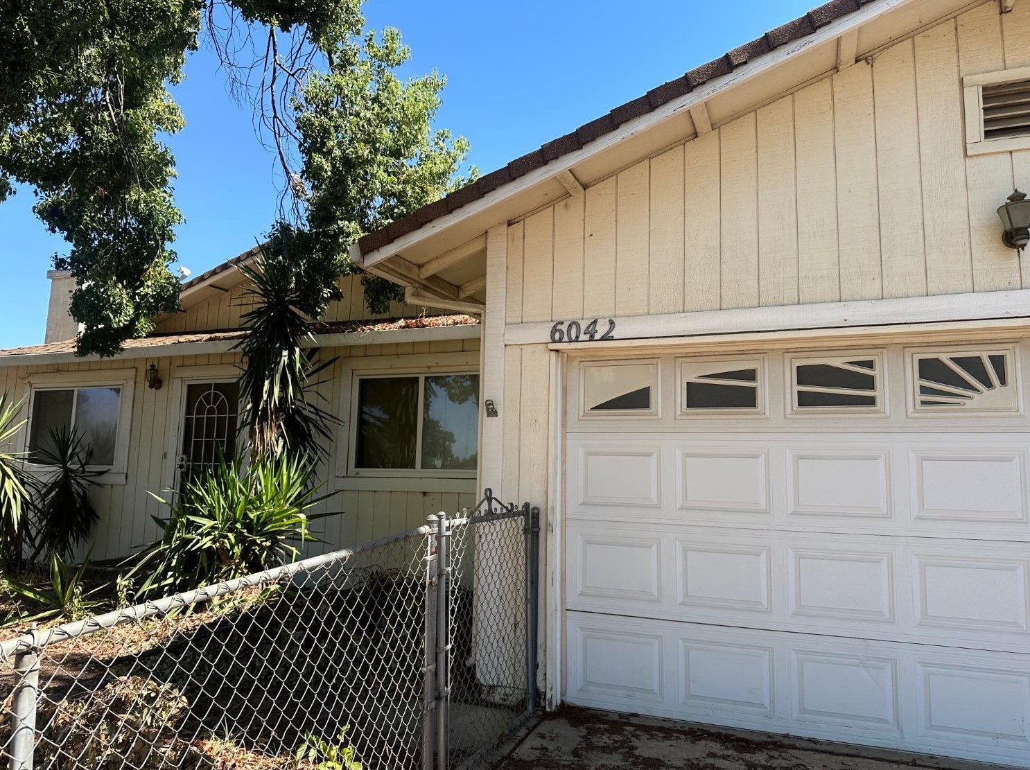 6042 Coad Ln, Riverbank, CA 95367