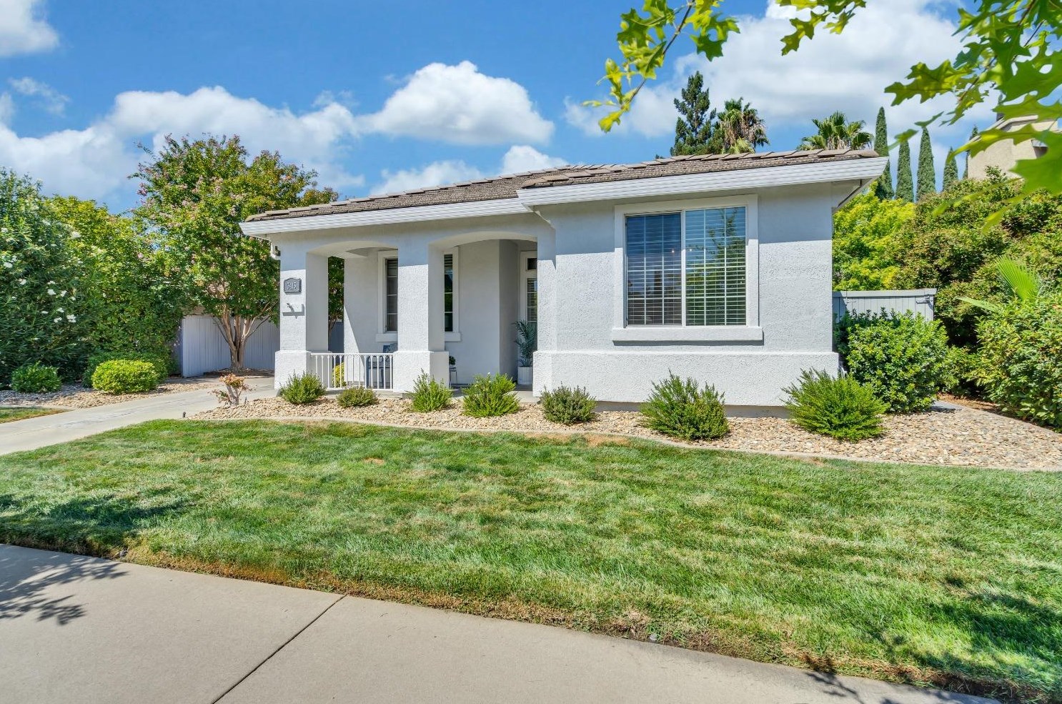 3413 Babson Dr, Elk Grove, CA 95758