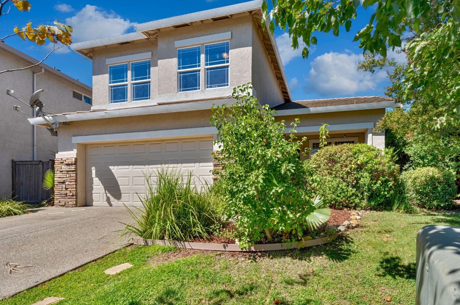9752 Sage Thrasher Cir, Elk Grove, CA 95757