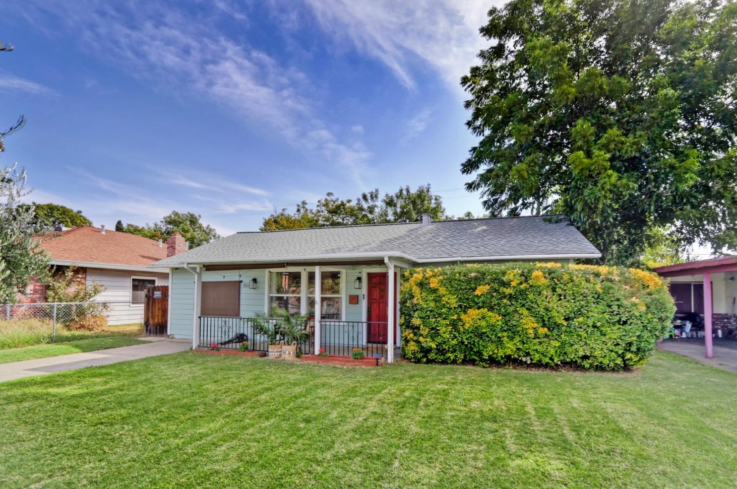 861 Douglas St, West Sacramento, CA 95605-2422