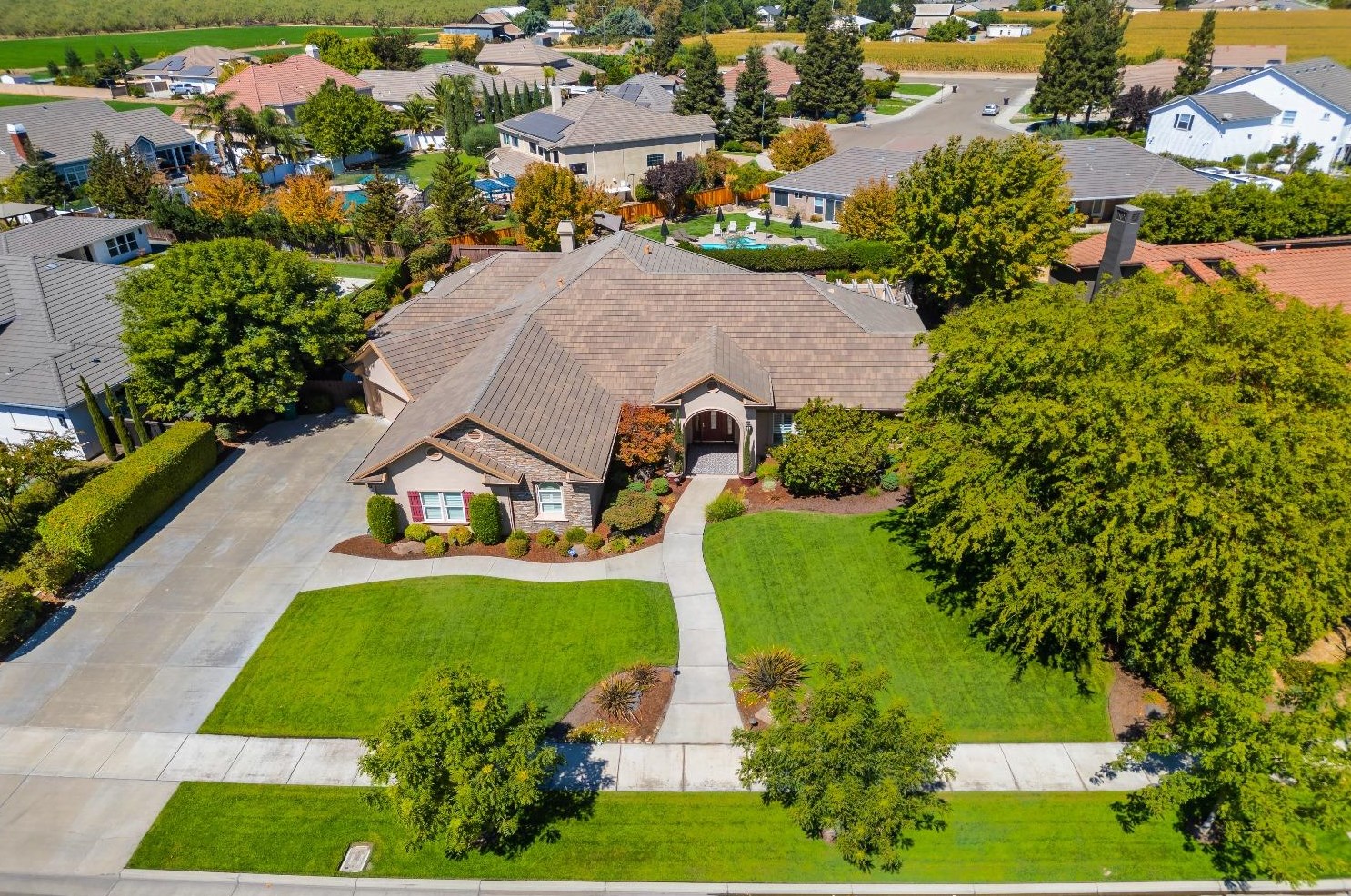 1875 Doak Blvd, Ripon, CA 95366-9323