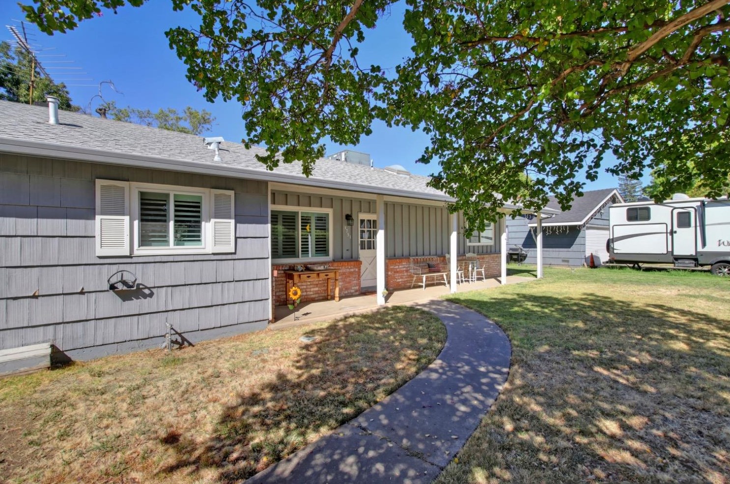 4751 Robertson Ave, Carmichael, CA 95608