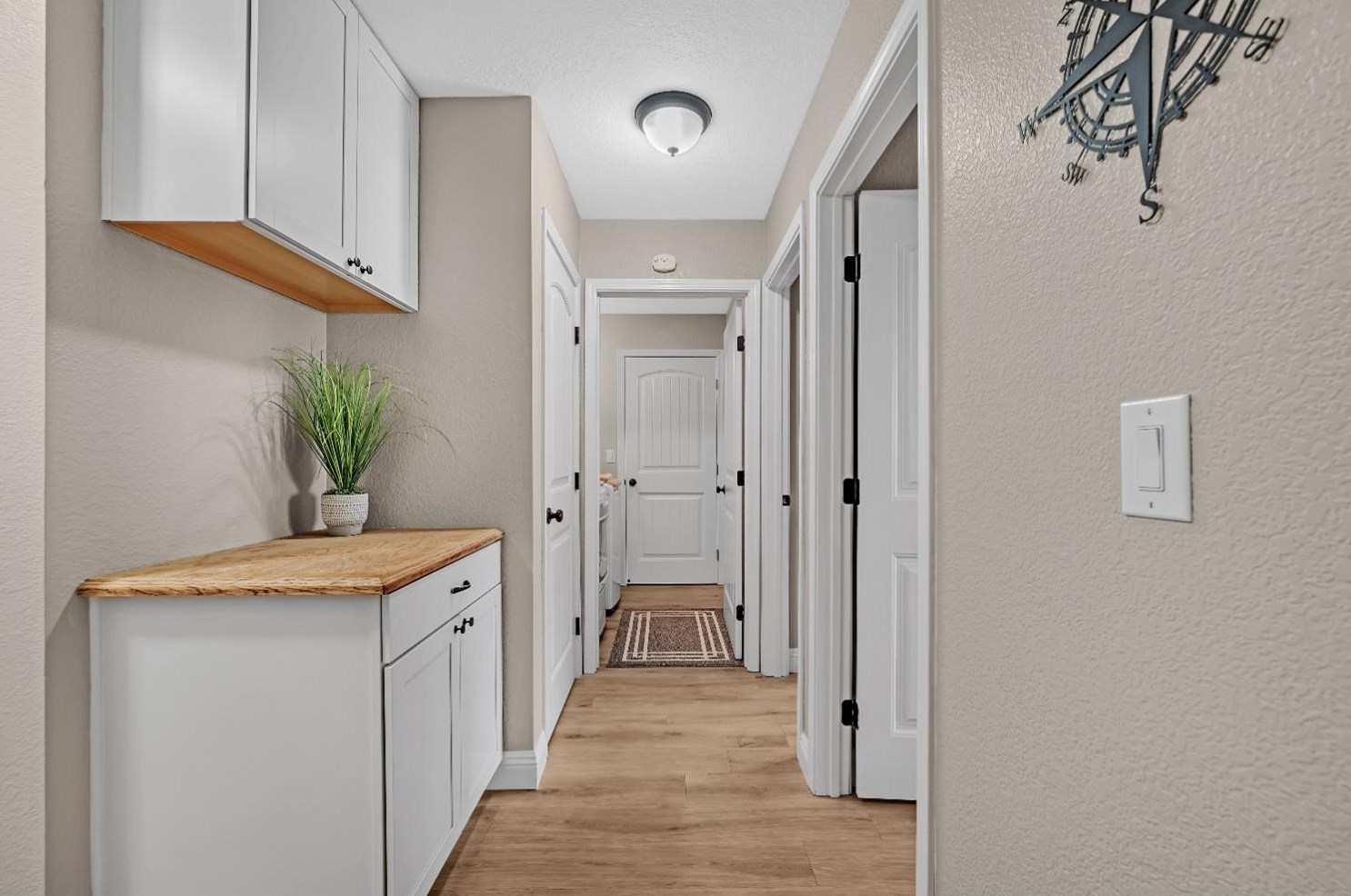 1612 Revere Dr, Roseville CA 95747-7421 exterior