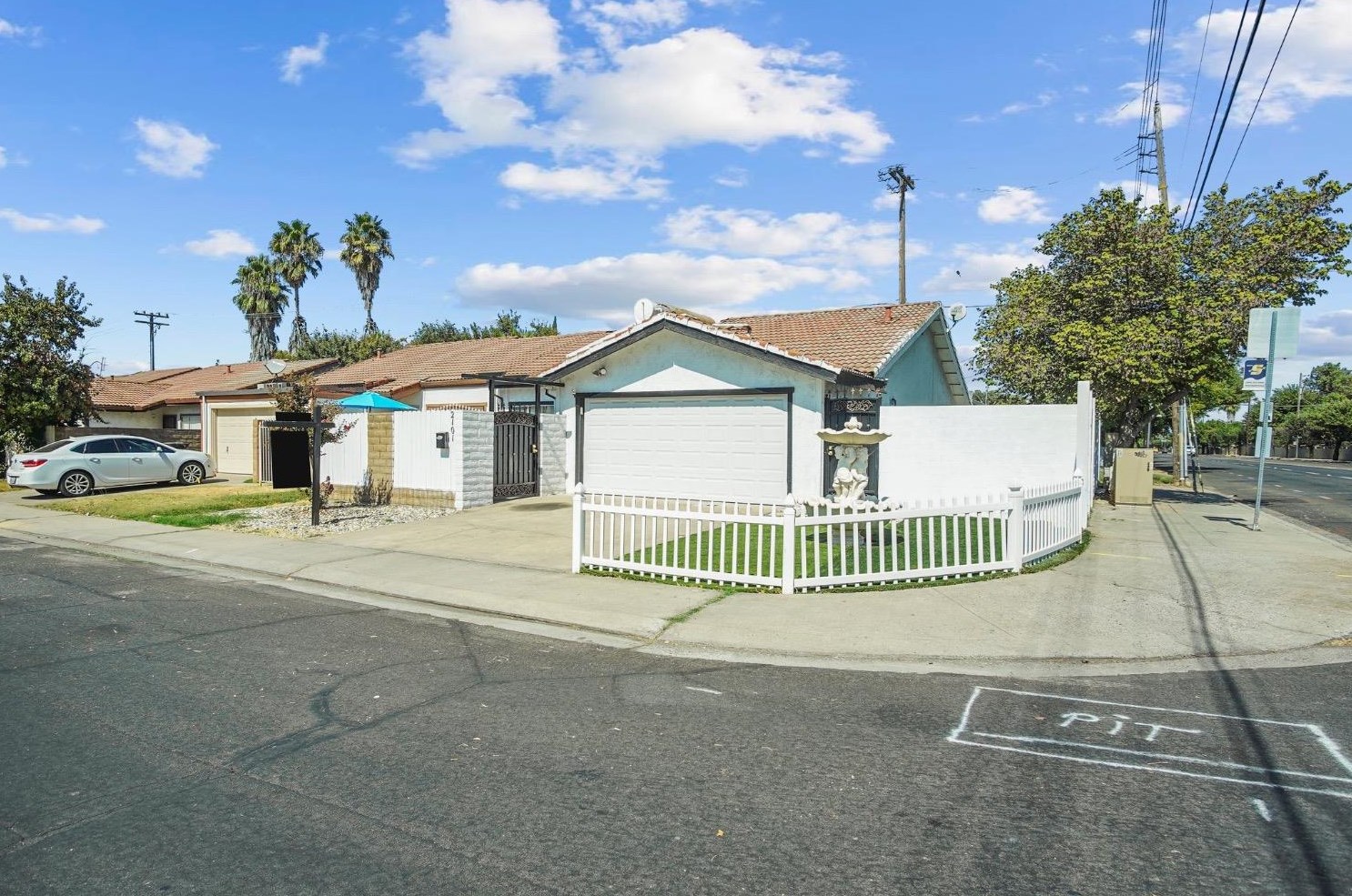 2101 Sharon Way, Modesto, CA 95350