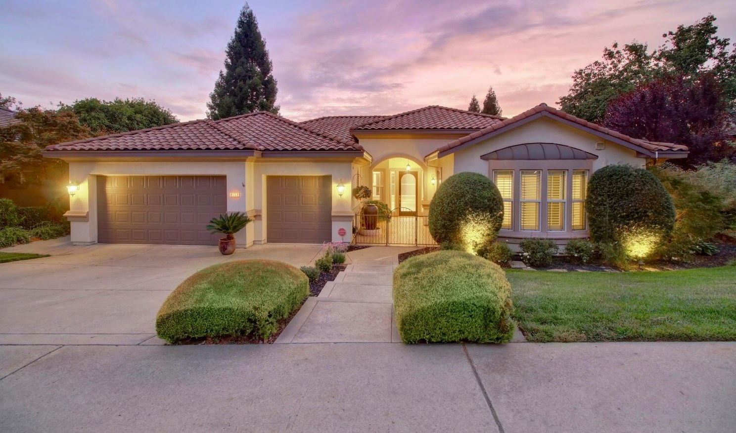 8132 Anastasia Way, Folsom, CA 95762