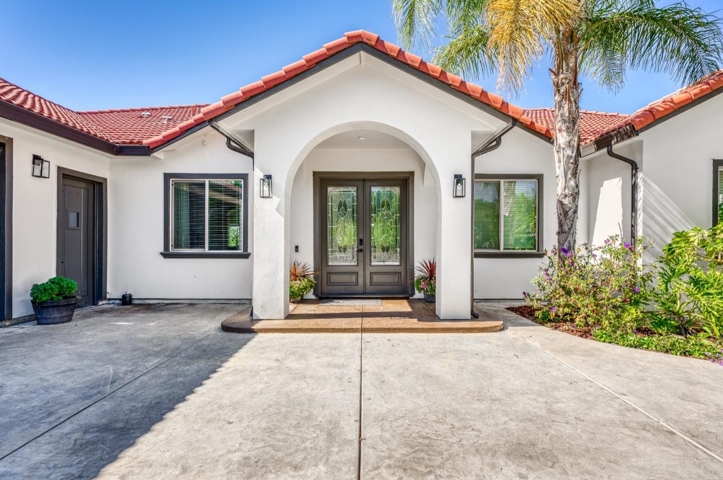 701 Sterling Ct, Folsom, CA 95762