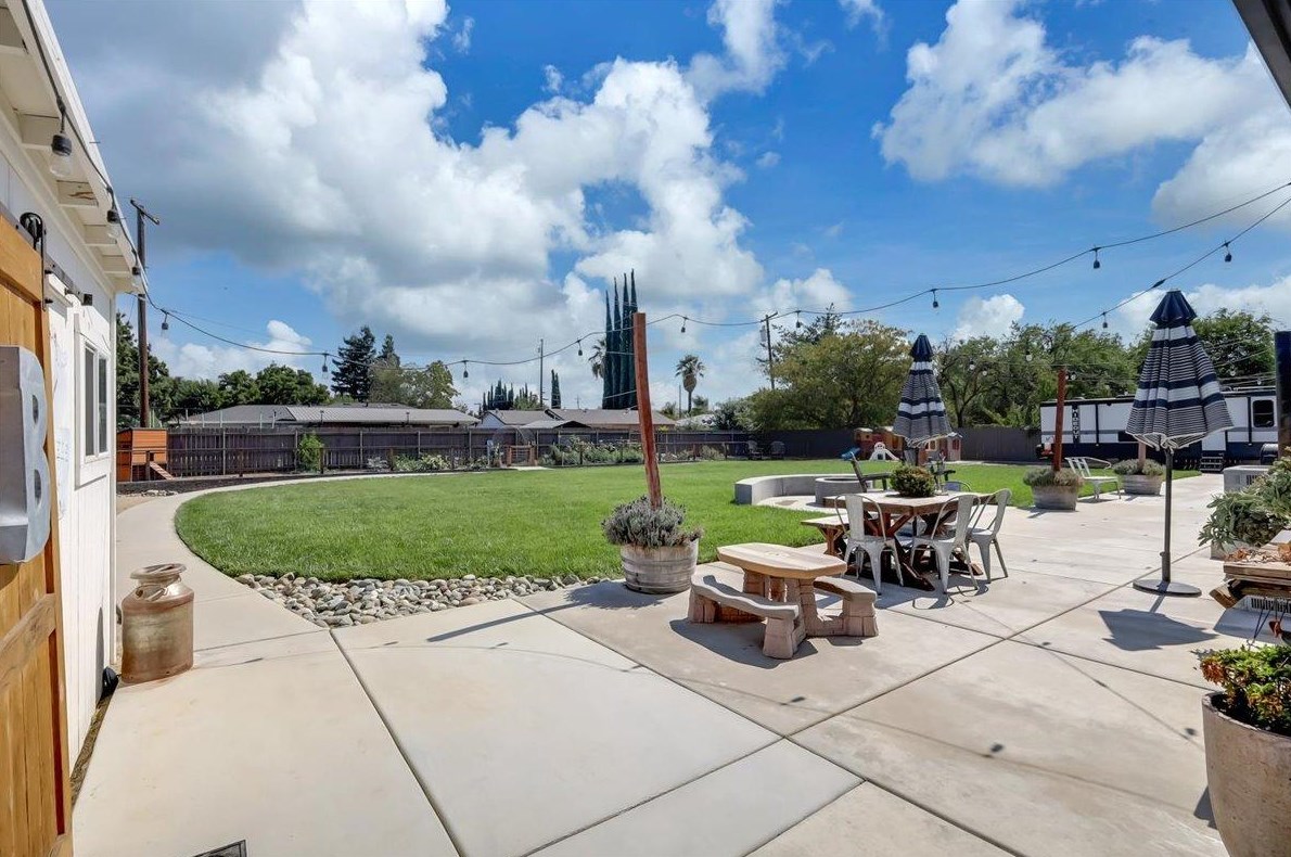 2567 California St, Sutter CA 95982-9998 exterior