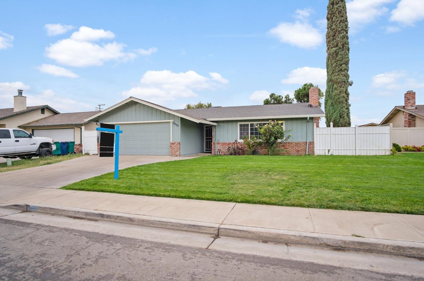 7527 Jade Ln, Hilmar, CA 95324