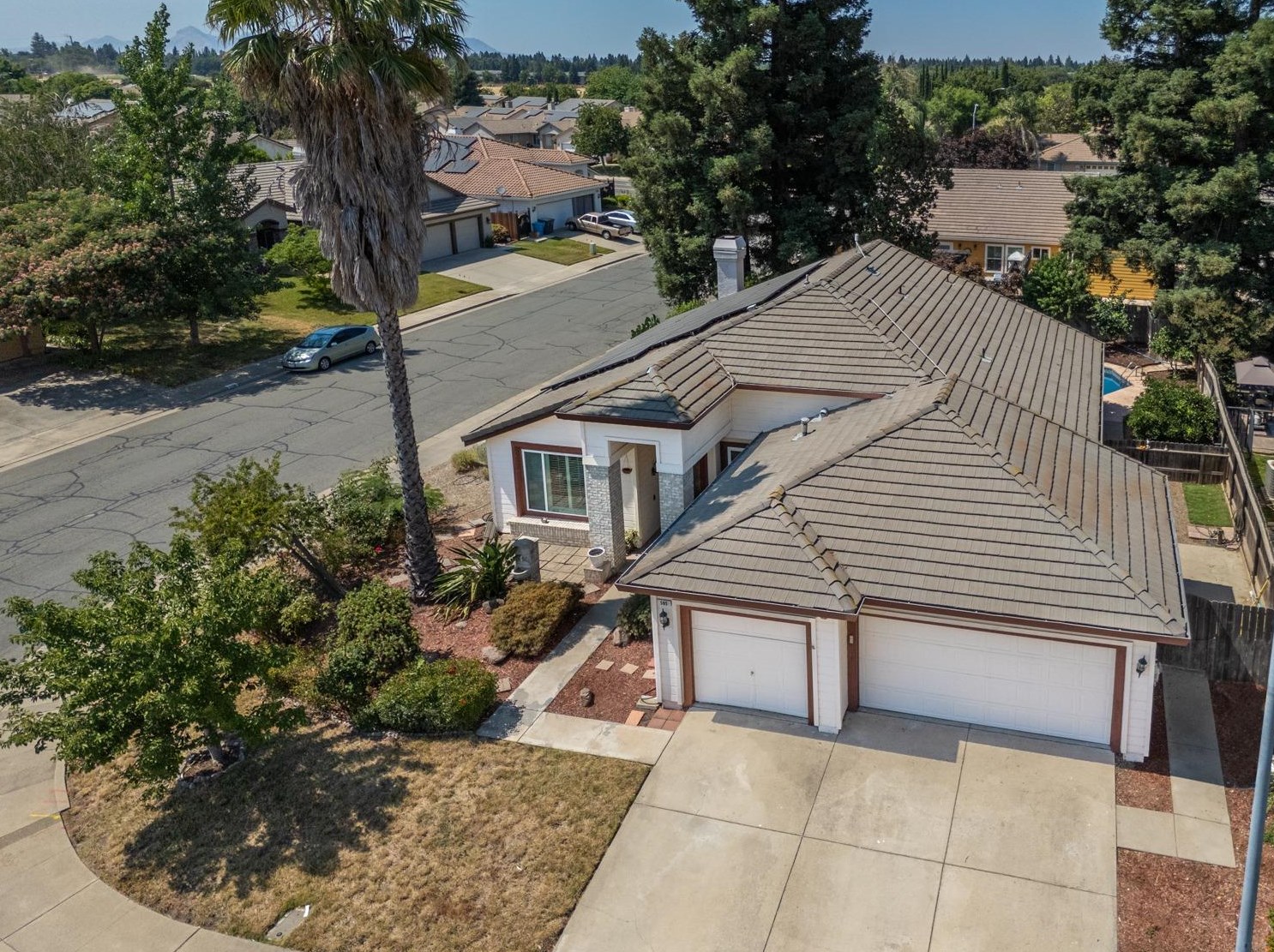 595 Millfront Ave, Yuba City CA 95991-8301 exterior