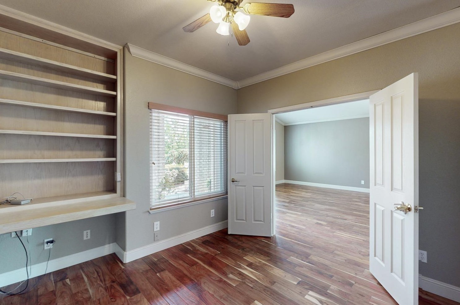 595 Millfront Ave, Yuba City CA 95991-8301 exterior