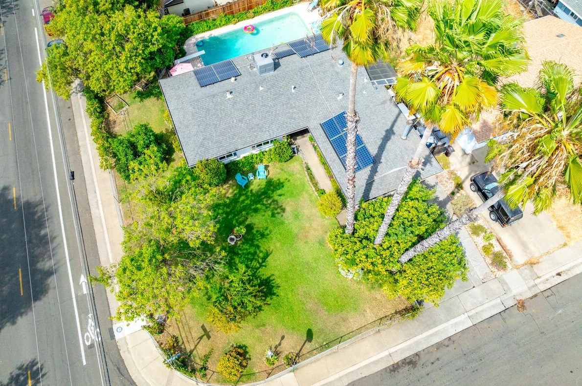2128 Kellogg Way, Rancho Cordova, CA 95670