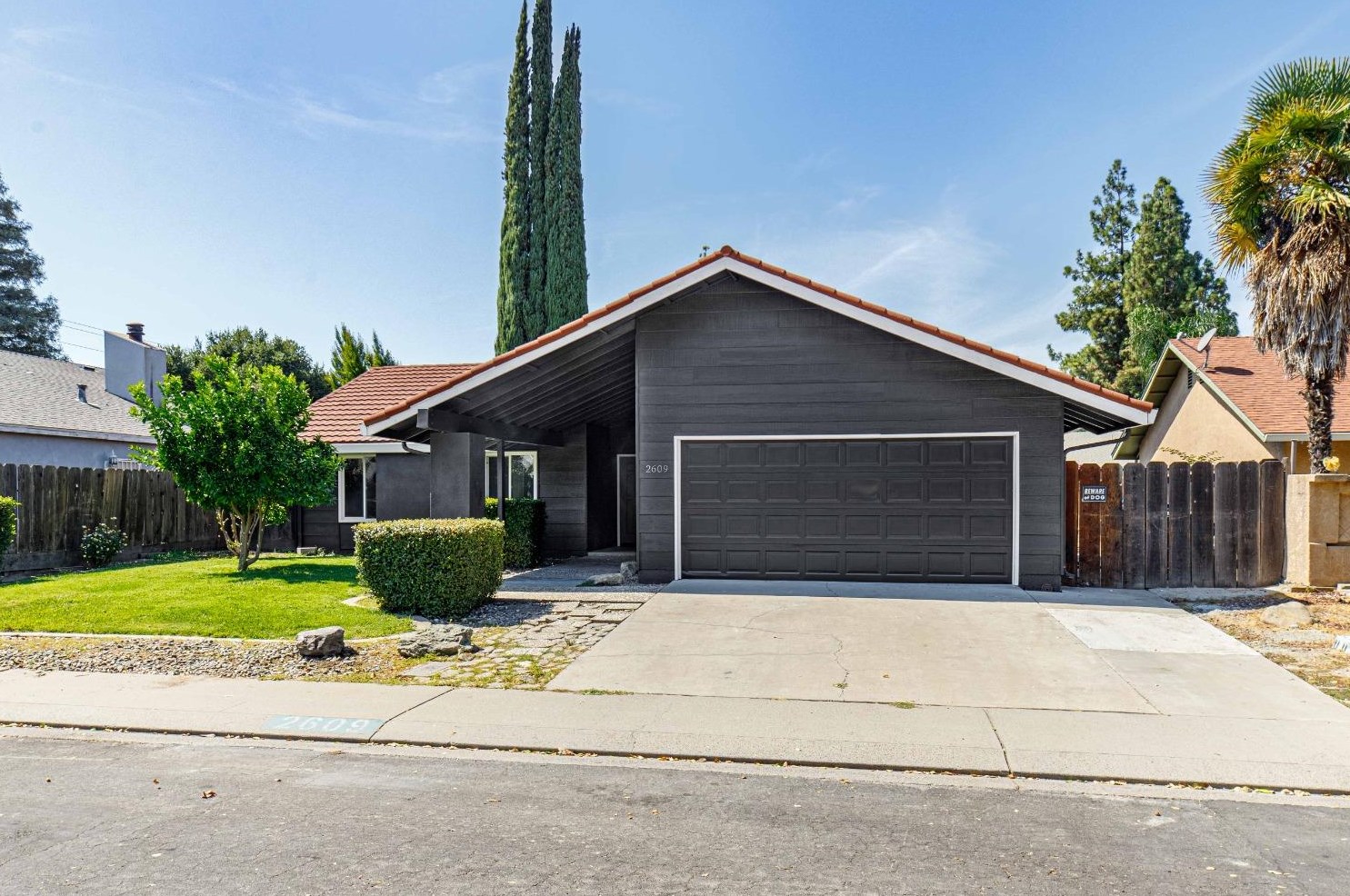 2609 Palomino Ln, Modesto, CA 95355