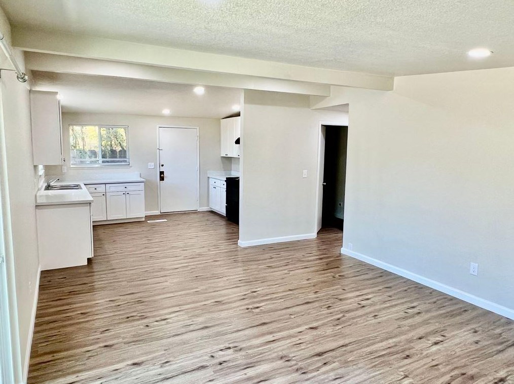2716 Sparks Way, Modesto, CA 95350