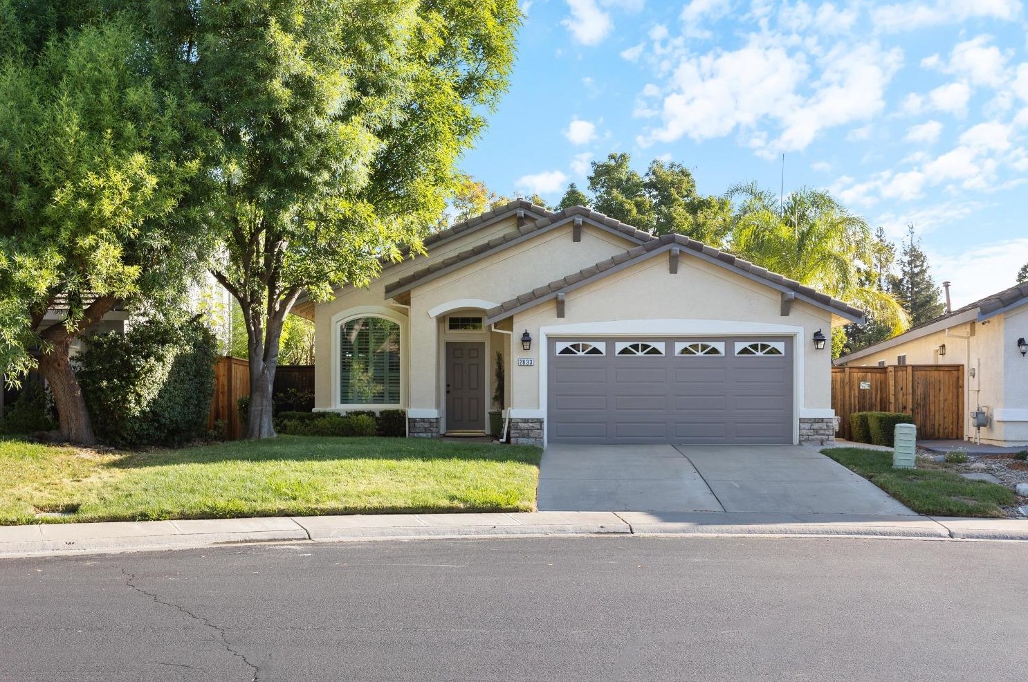 2833 Turnbuckle Cir, Elk Grove, CA 95758