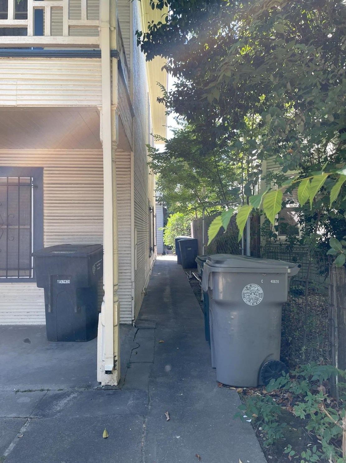 1116 V St, Sacramento, CA 95818-1434