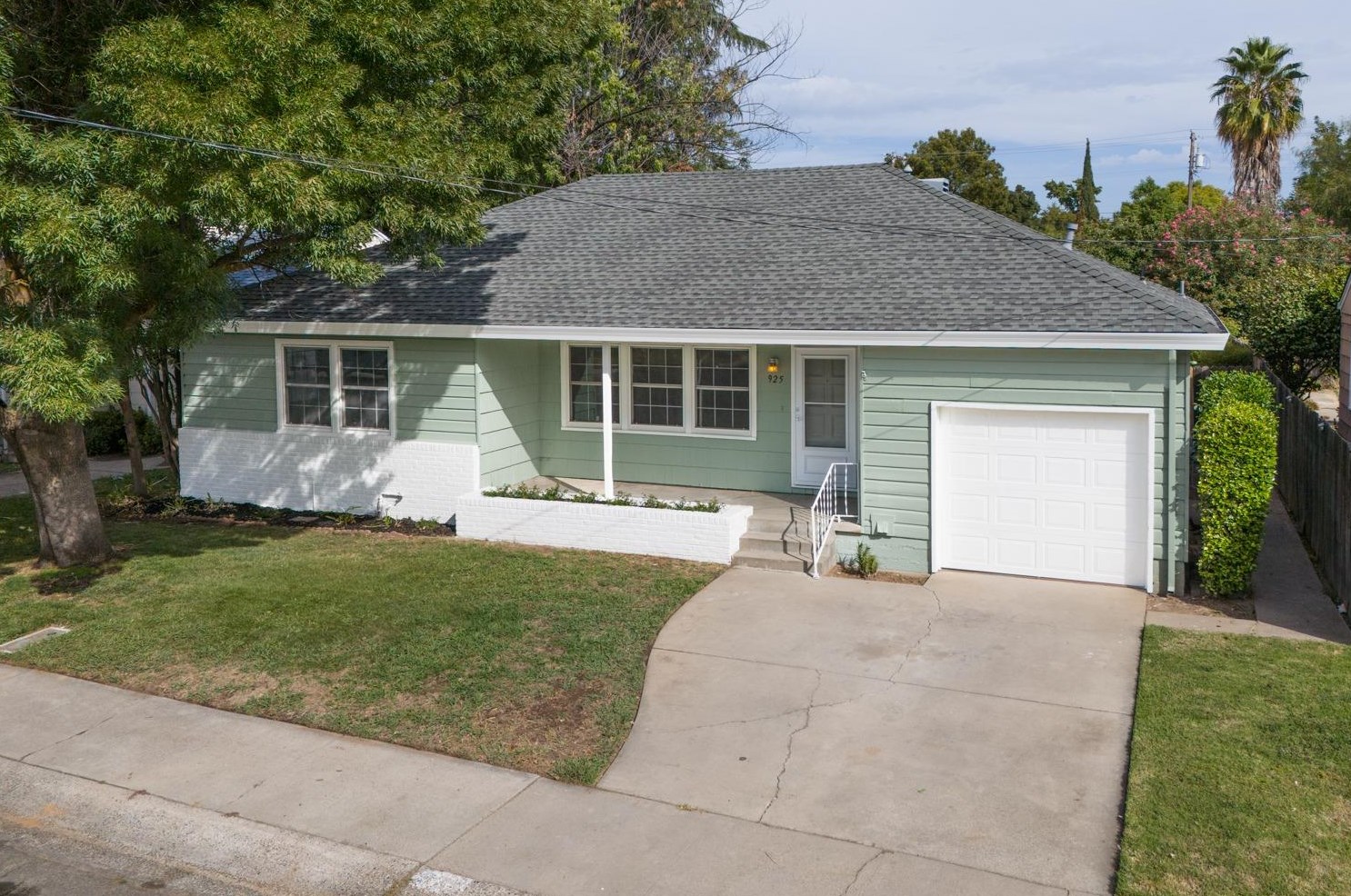 925 Jones St, Yuba City, CA 95991