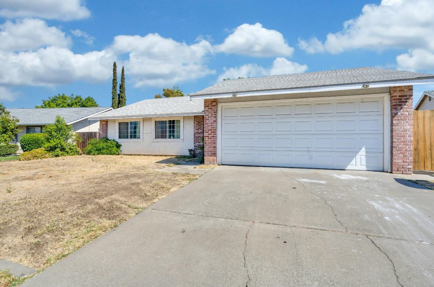 3763 Station St, Sacramento, CA 95827-3712