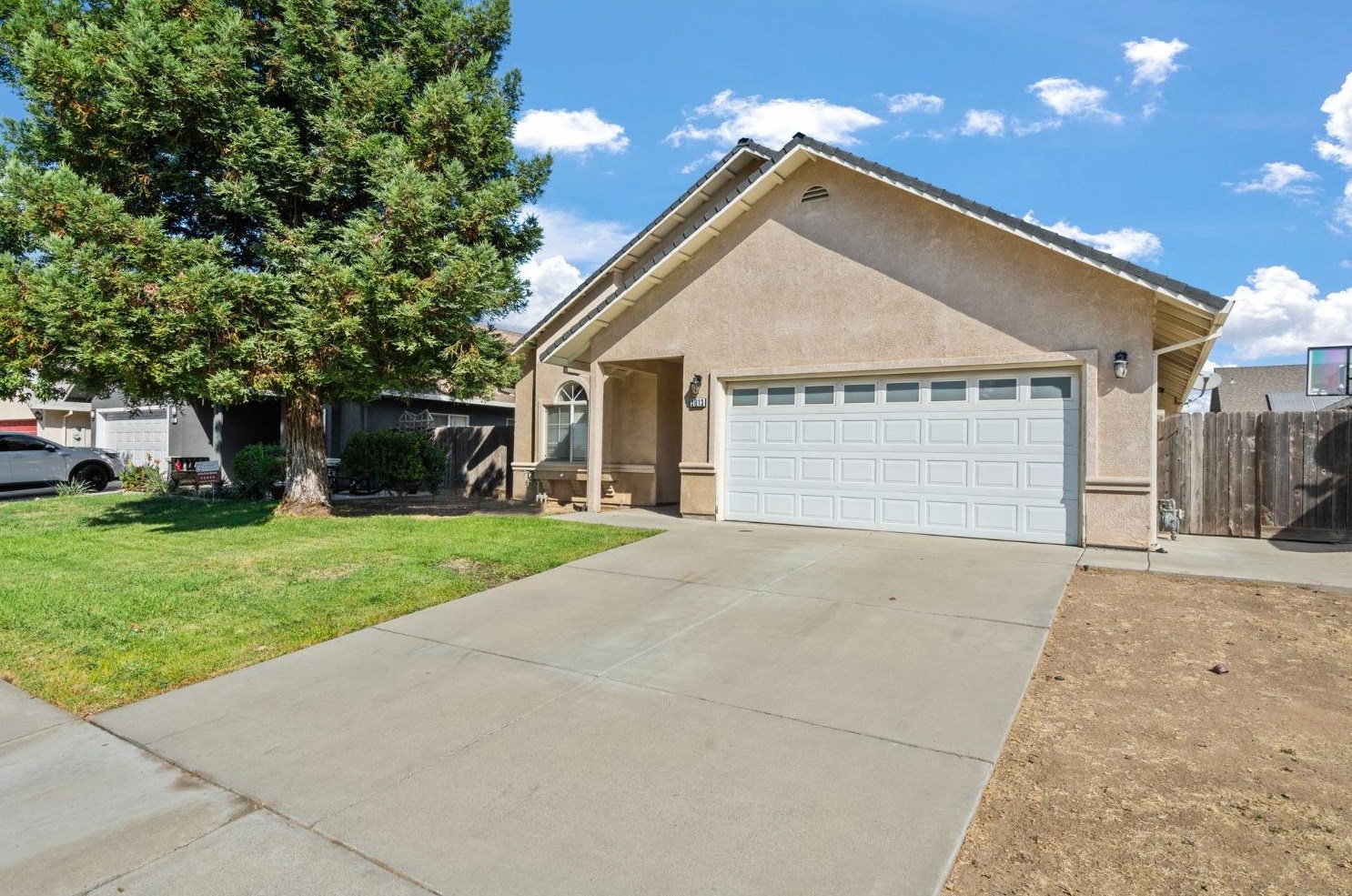 3613 Van Dusen Ave, Riverbank, CA 95367