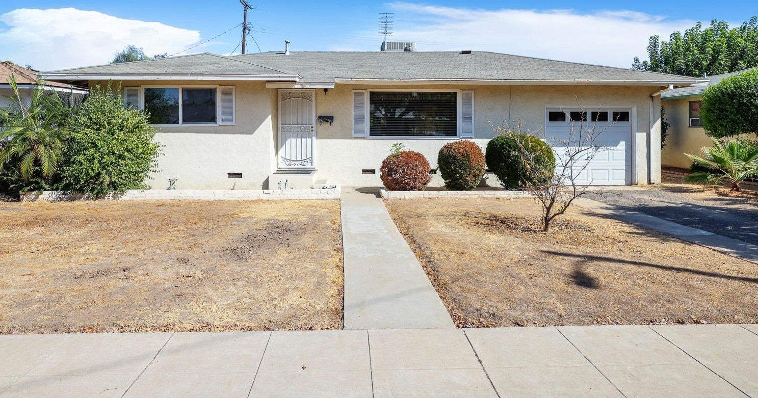 3980 Pleasant Ave, Fresno, CA 93705-2237
