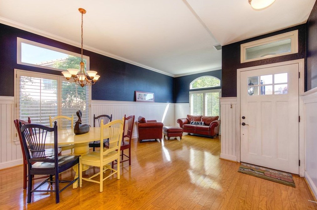 220 Singer Ln, Folsom CA  95630-5277 exterior