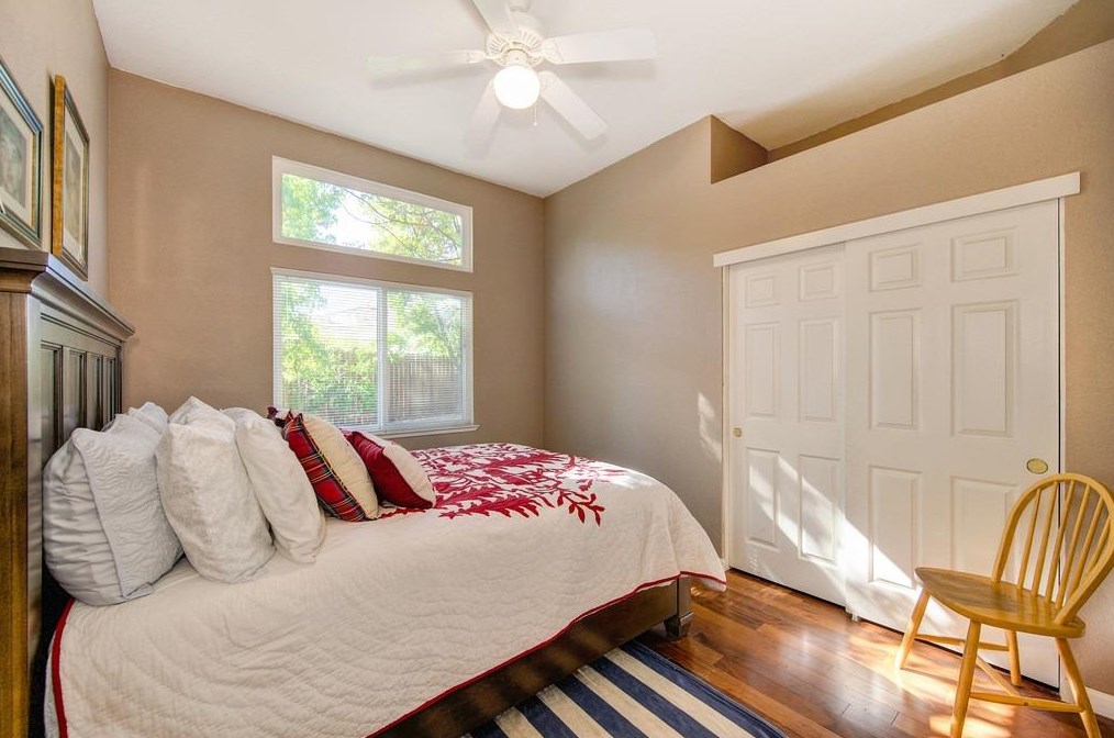 220 Singer Ln, Folsom CA  95630-5277 exterior