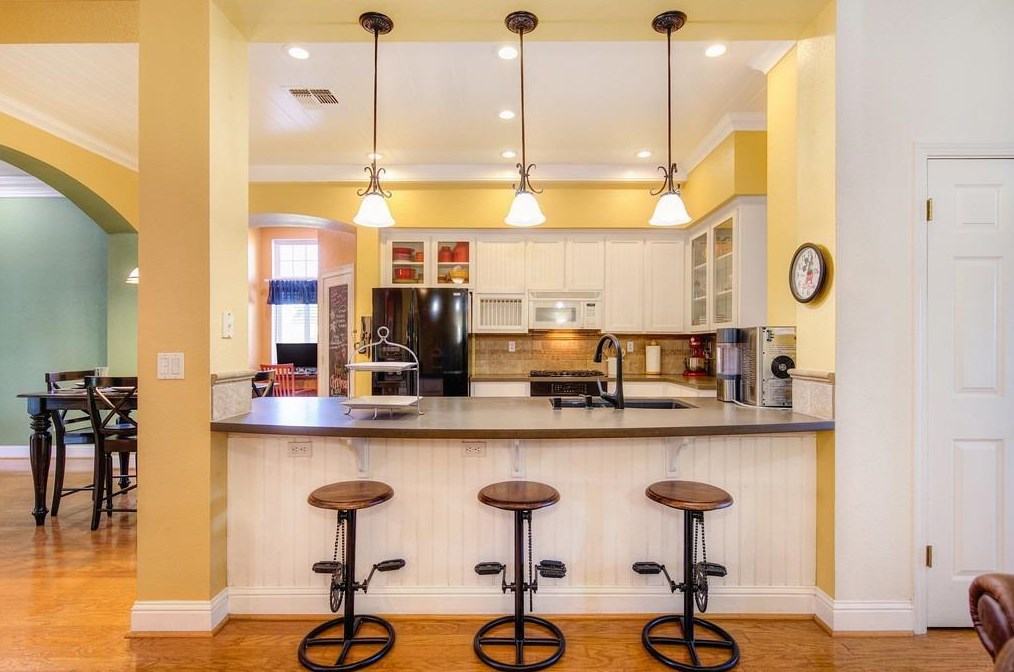 220 Singer Ln, Folsom CA  95630-5277 exterior