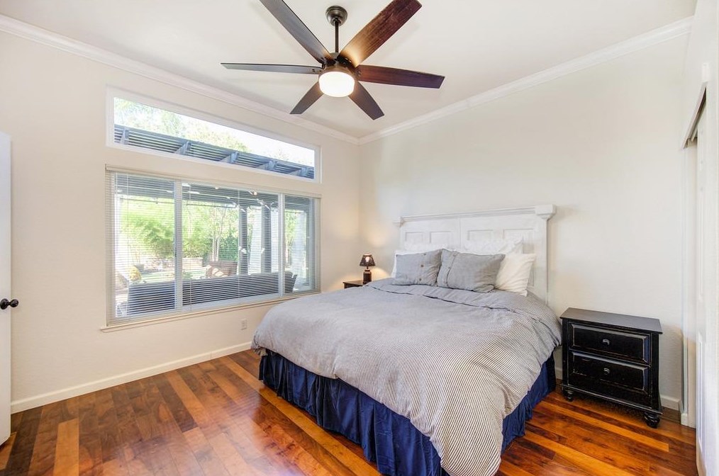 220 Singer Ln, Folsom CA  95630-5277 exterior