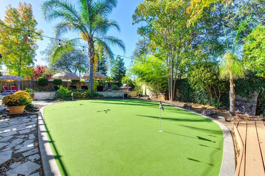 220 Singer Ln, Folsom CA  95630-5277 exterior