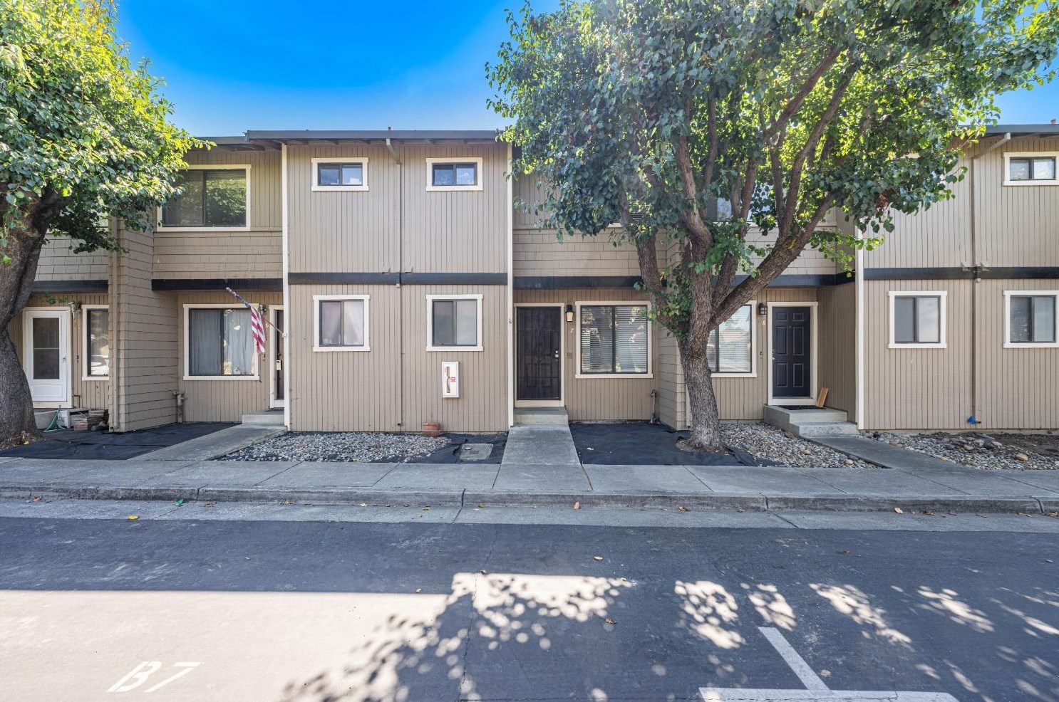 801 Nash Rd #b7, Hollister, CA 95023