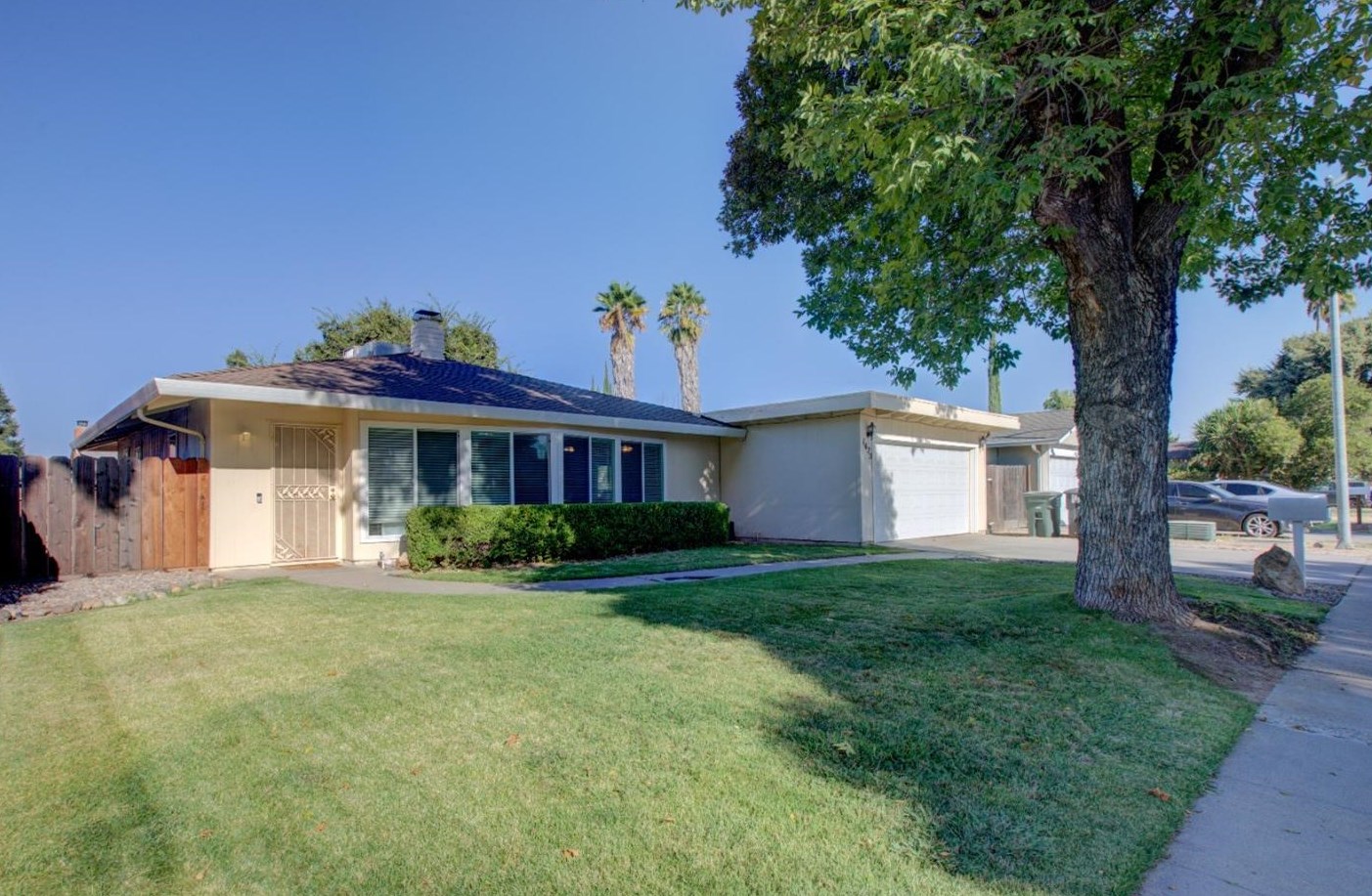 1425 Virlee Dr, Modesto, CA 95355